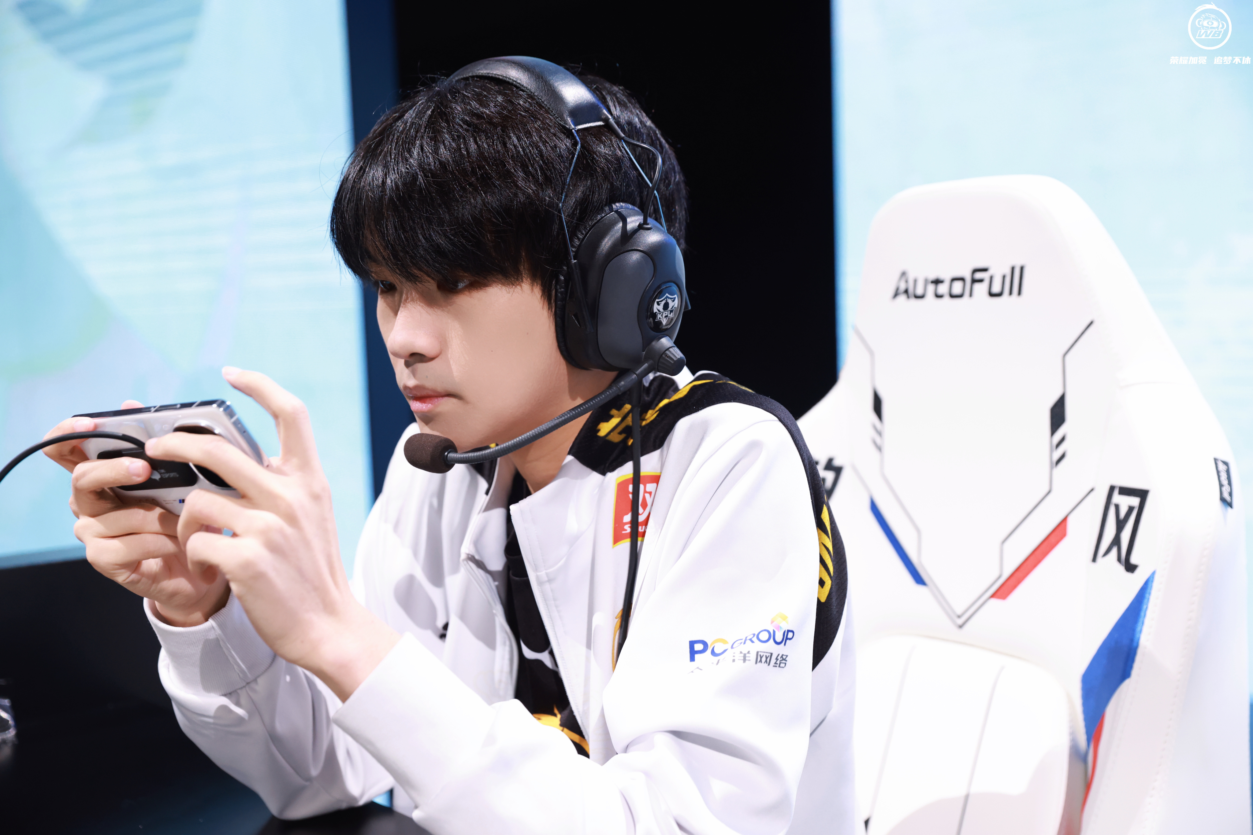 WBG横扫FNC,Elk开启传奇时刻激烈交锋八强赛,留下经典瞬间 WBG横扫FNC,Elk开启传奇时刻激烈交锋八强赛,留下经典瞬间