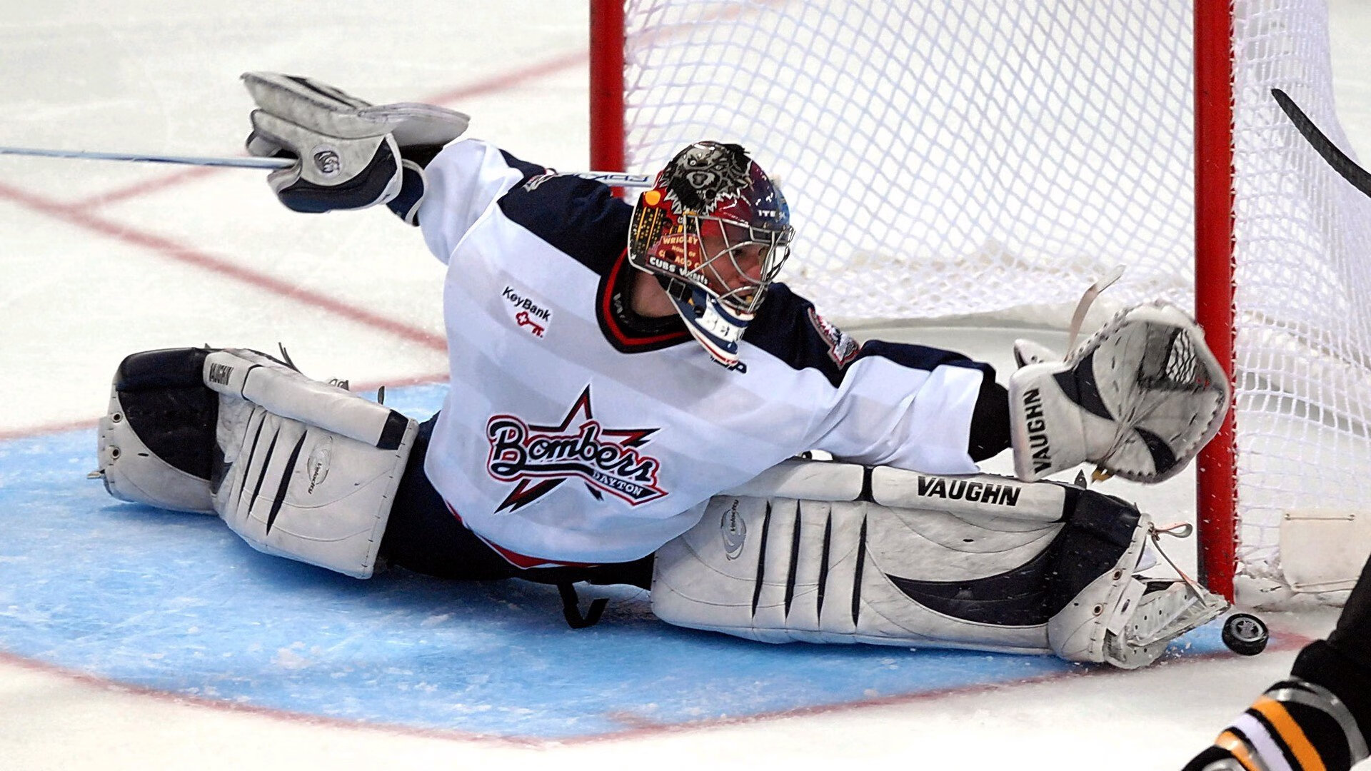 他只用13分钟就杀死了比赛！阿劳霍头顶脚踢，让秘鲁人的努力化为乌有